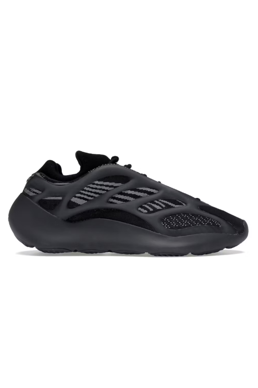 700 V3 Trainers